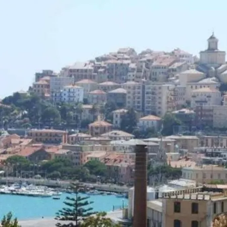 Casa Con Vista Stupenda Sul Mare * Imperia
