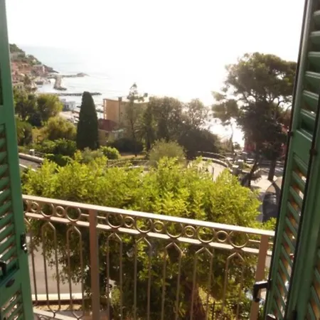Apartamento Casa Con Vista Stupenda Sul Mare Imperia