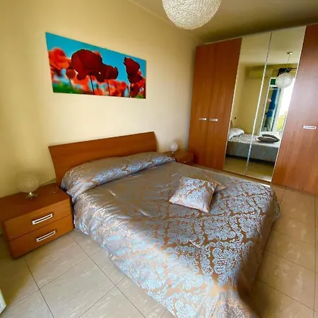 Casa Con Vista Stupenda Sul Mare Imperia